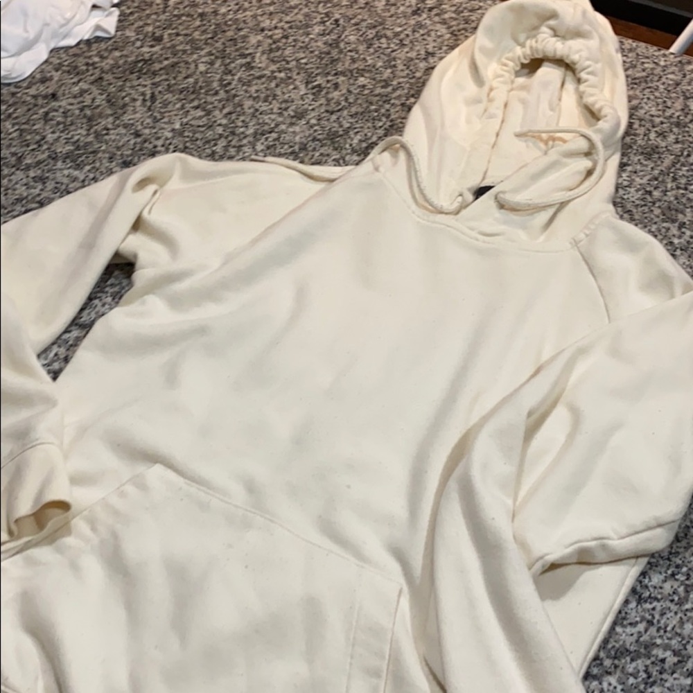 Cream pull over